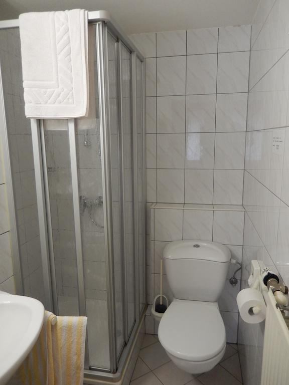 Zum Burghof Hotel Schoenberg Quarto foto