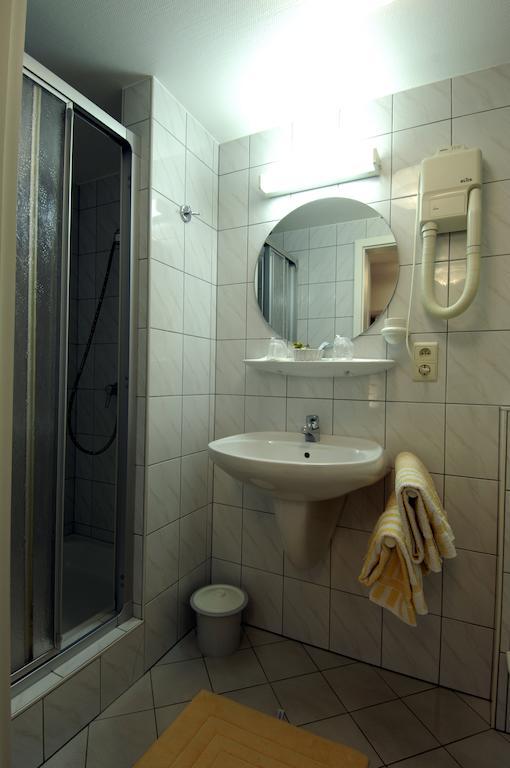 Zum Burghof Hotel Schoenberg Quarto foto